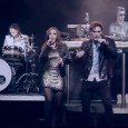   “Music Is Like A Boomerang, What You Give, You Get”! …. 100% muzikale energie, een band met o.a. een creatieve DJ. Hij rapt, mixt, speelt op zijn […]