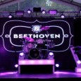 …. HELLO …. Onze “huisband” voor de zondag, BEETHOVEN!!! Voor de 6e keer op rij sluiten zij samen met DJ Henry onze feestweek weer af. Het beste bewaar...